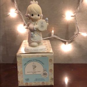 Precious moments Birds of s feather collect togeth